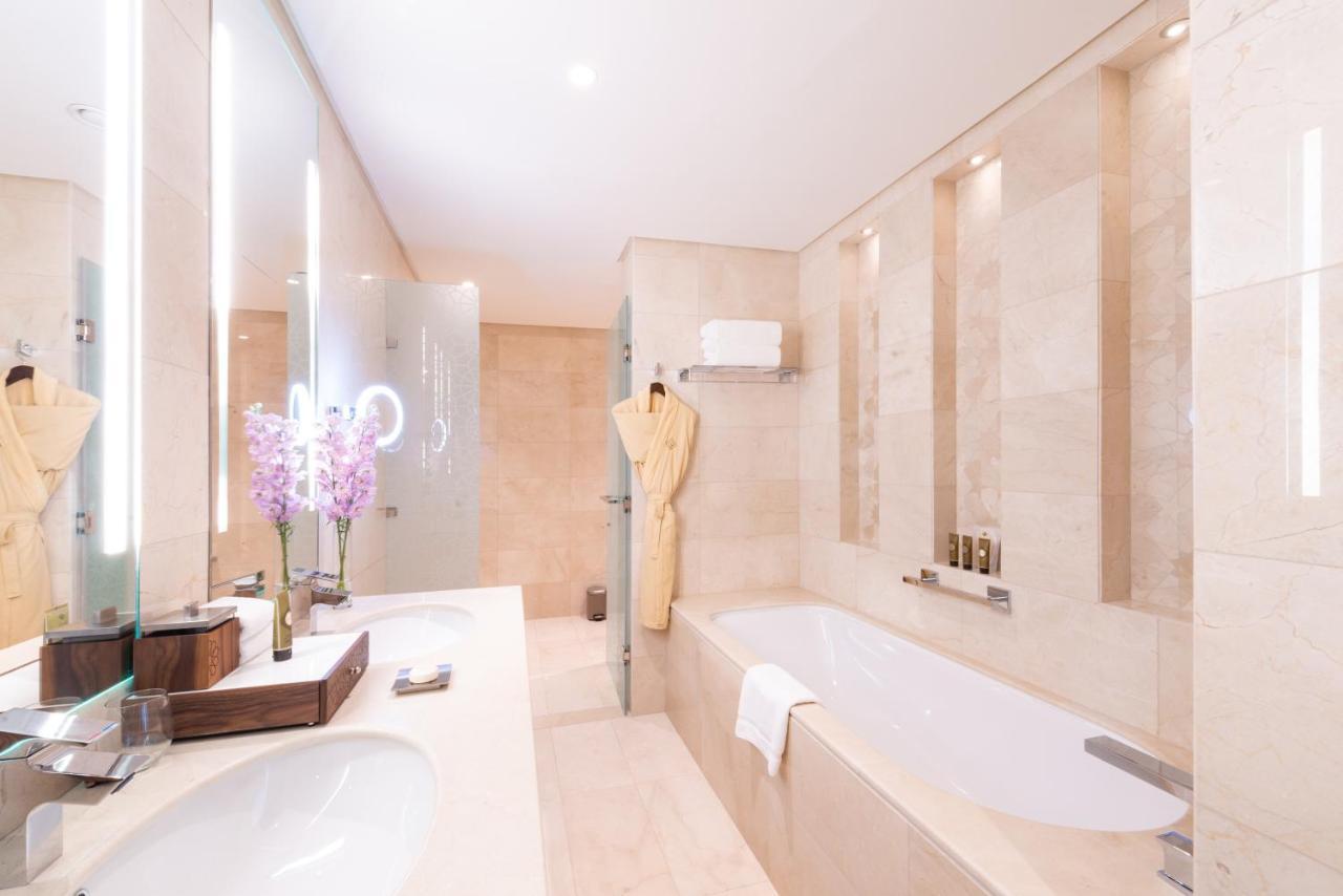 Shaza Doha 호텔 외부 사진 Bathroom